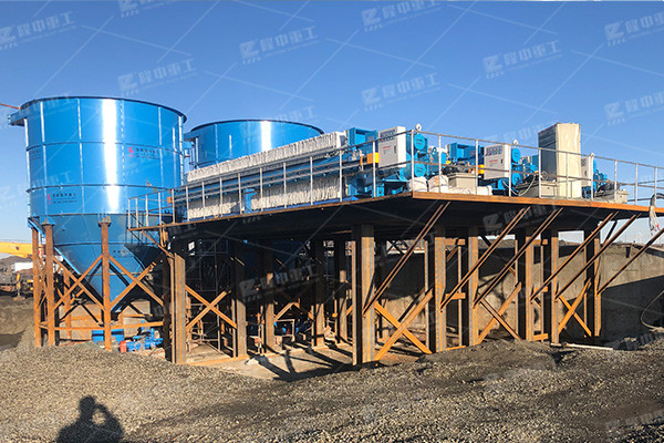污泥處理壓濾機(jī)設(shè)備，污泥壓濾機(jī)多少錢一臺(tái)？